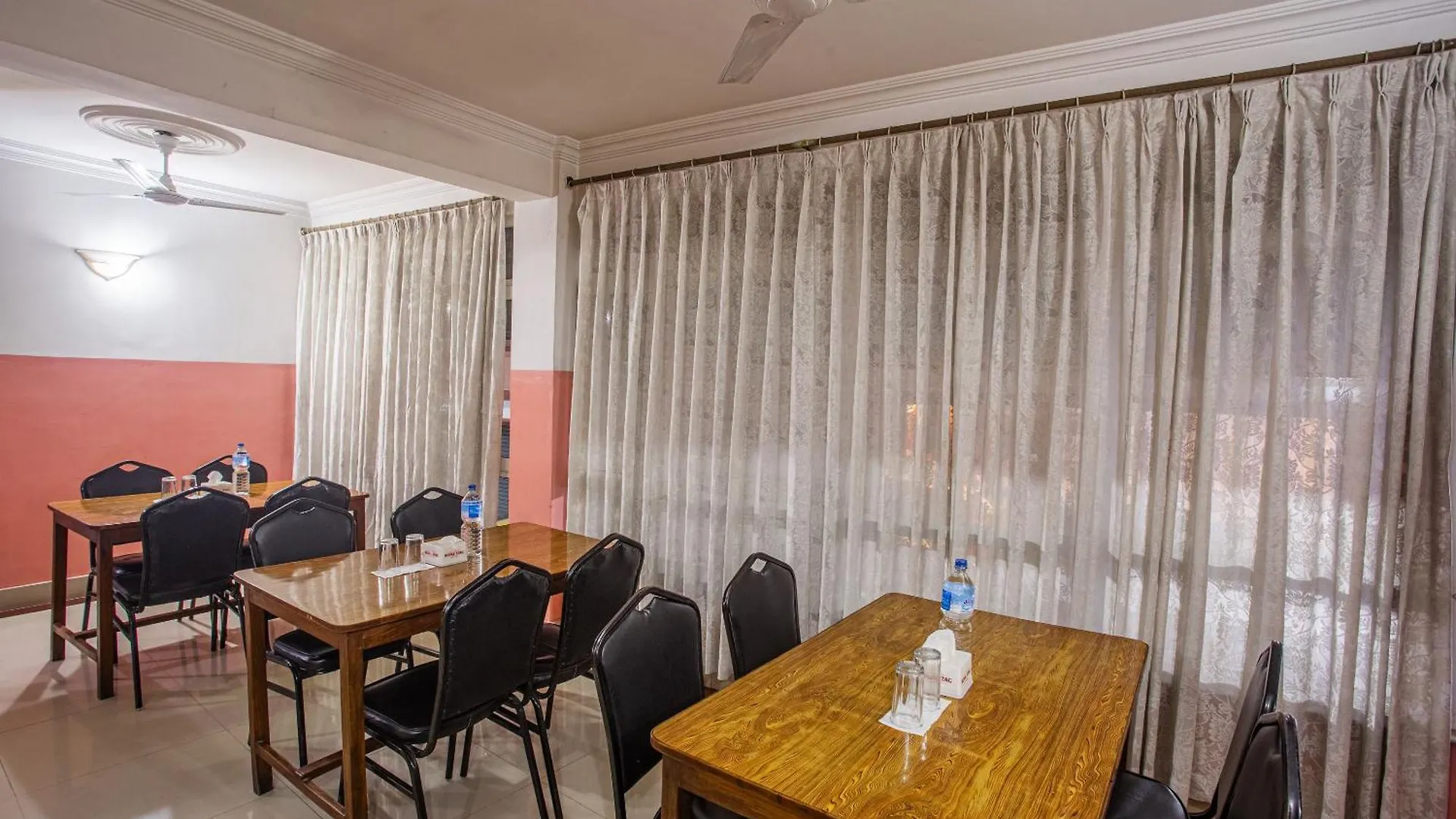 Oyo 810 Hotel Peace Golden Kathmandu Nepal