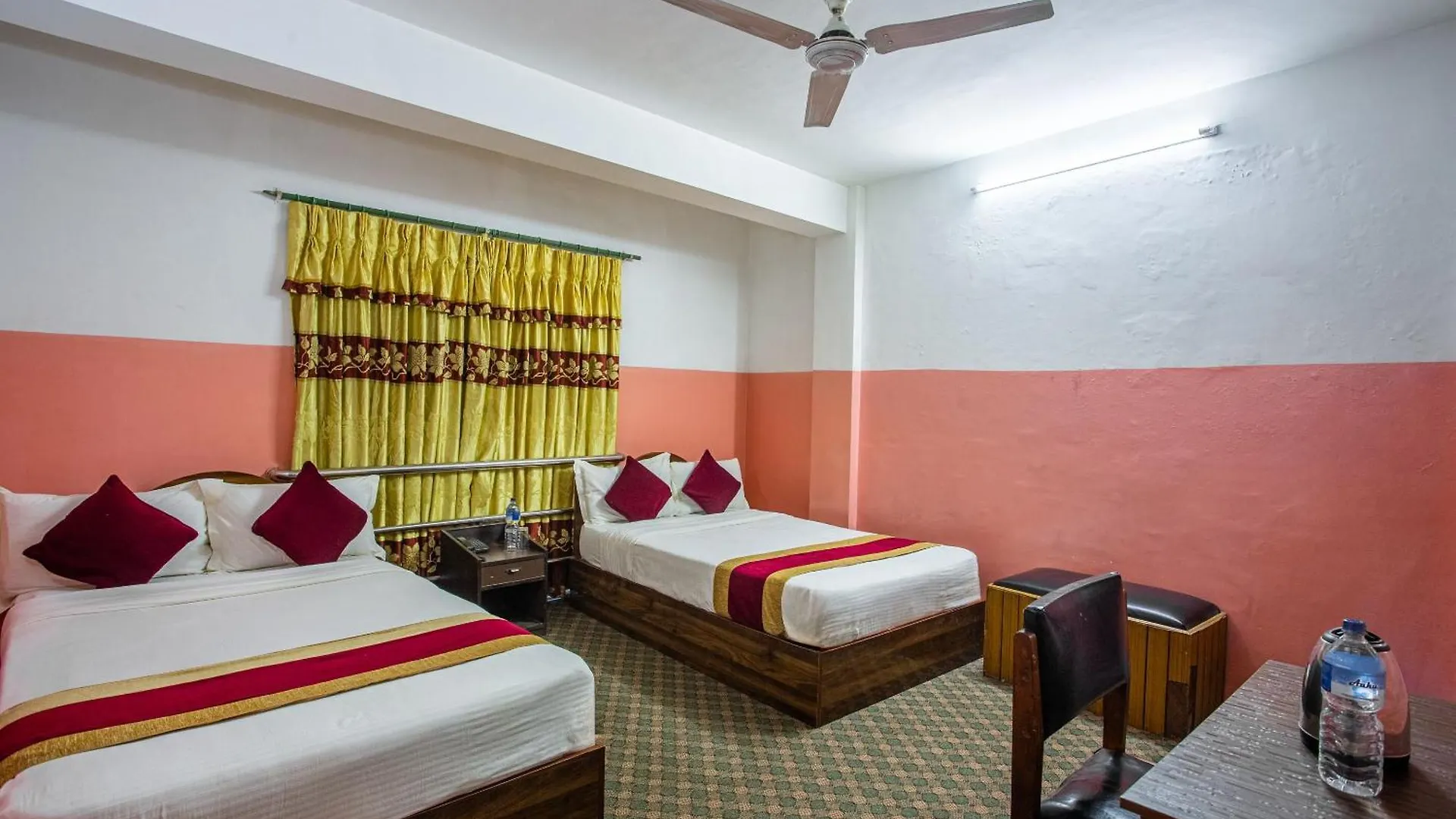 Oyo 810 Hotel Peace Golden Kathmandu 0*,  Nepal