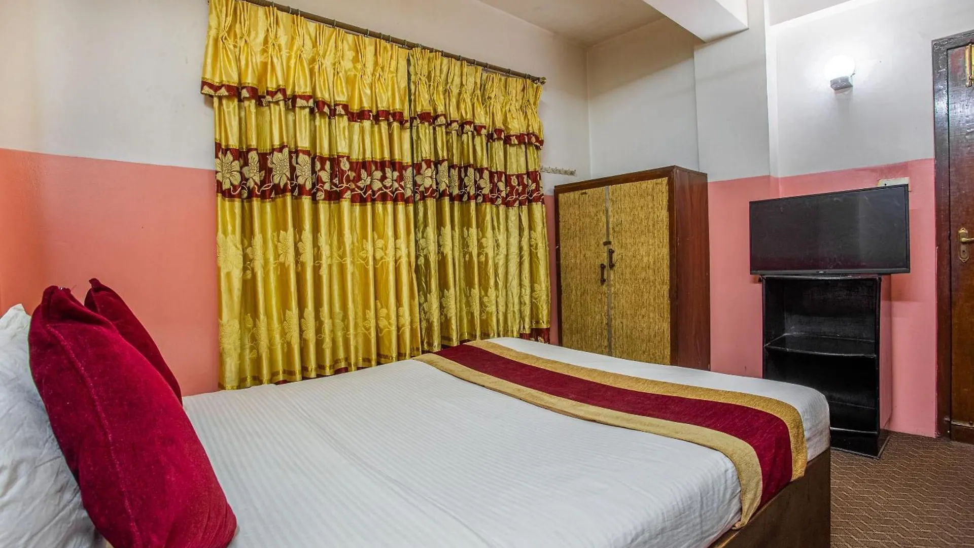 Oyo 810 Hotel Peace Golden Kathmandu