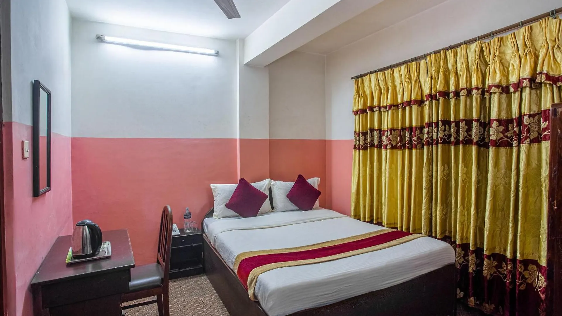 Oyo 810 Hotel Peace Golden Kathmandu